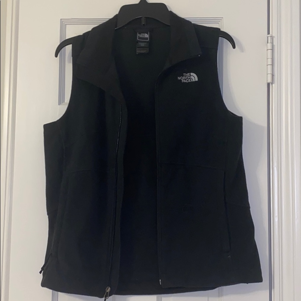 Black North Face vest
